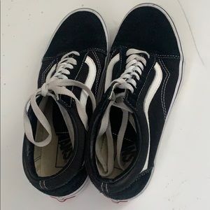 Low top Old Skool vans